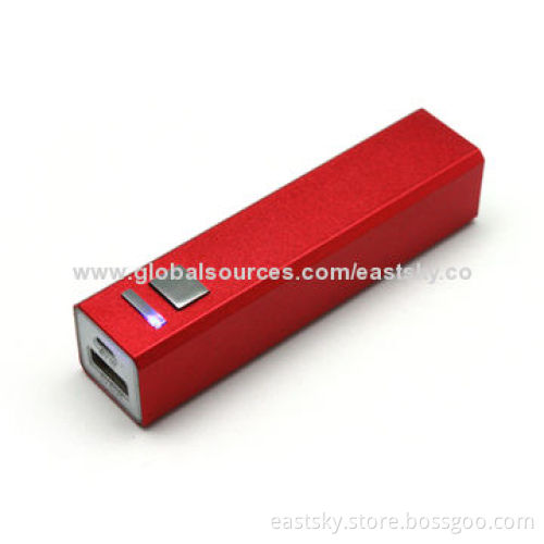 2600mAh universal aluminum charger, various colors and hot selling in North America and EuropeNew